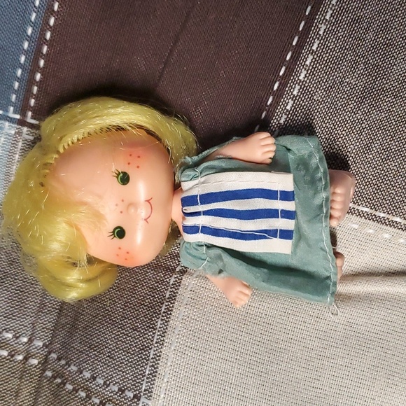 Strawberry Shortcake 1979 LOT 4 Different American Greetings Dolls & Clothes - Picture 5 of 17